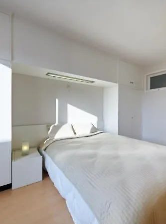 Lecomte - The Shoreline Collection 6 * Ostende