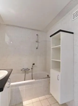 Lecomte - The Shoreline Collection 6 * Ostenda