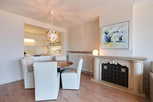 Apartment Lecomte - The Shoreline Collection 6